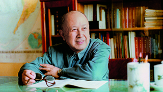 錢學(xué)森：外國(guó)人能搞的，中國(guó)人為什么不能搞？