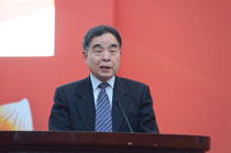 全國(guó)人大教科文衛(wèi)委員會(huì)主任委員、清華大學(xué)新聞出版學(xué)院院長(zhǎng)柳斌杰致辭