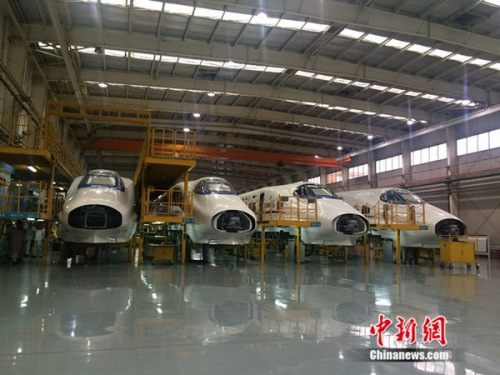中車青島四方機(jī)車車輛股份有限公司廠房。中新網(wǎng) 邱宇 攝