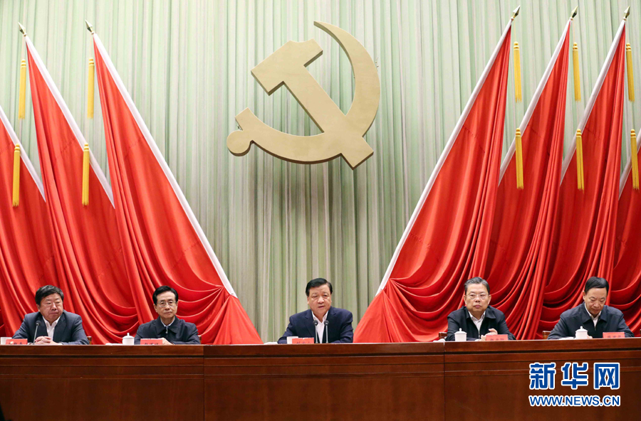 11月14日，中共中央黨校在北京舉行2016年秋季學(xué)期第二批入學(xué)學(xué)員開(kāi)學(xué)典禮。中共中央政治局常委、中央黨校校長(zhǎng)劉云山出席并講話(huà)。新華社記者 劉衛(wèi)兵 攝