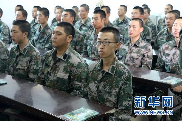 （十九大時(shí)光·圖文互動）（1）青春，在夢想的引領(lǐng)下飛揚(yáng)——來自基層蹲點(diǎn)現(xiàn)場的報(bào)道
