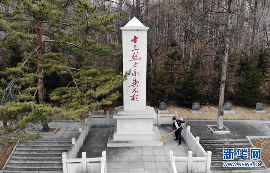 （新華全媒頭條·圖文互動）（2）以法律的名義，捍衛(wèi)英烈榮光－－聚焦英雄烈士保護法誕生