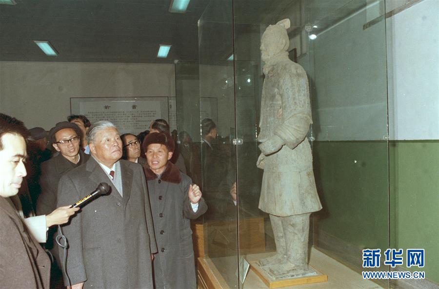 （圖文互動）（5）為發(fā)展和進步，與中國攜手同行——中國改革友誼獎章獲得者群像 