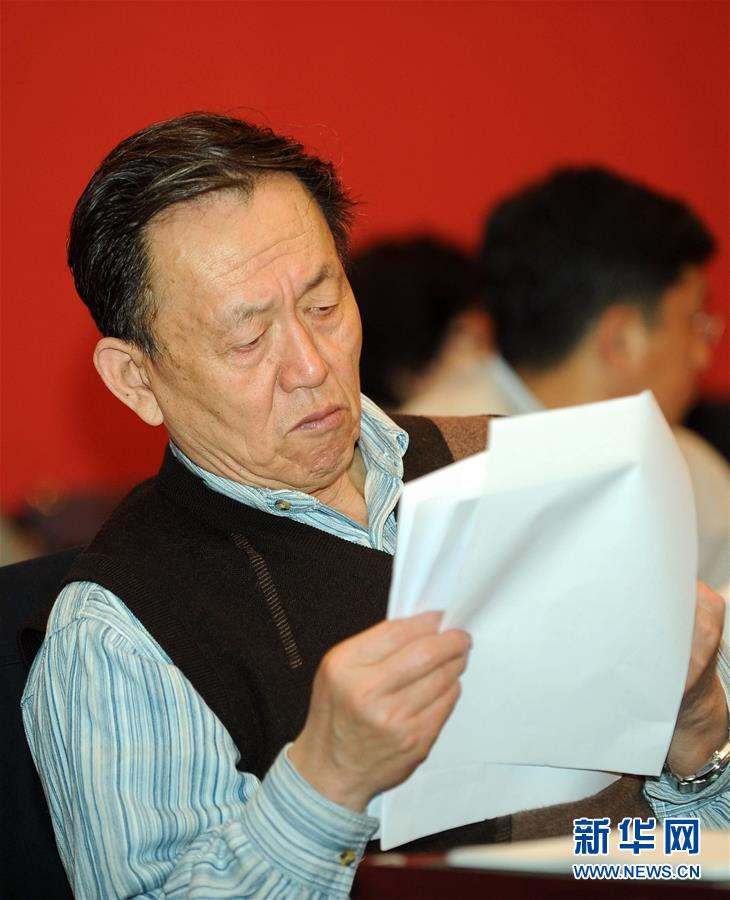 （新華全媒頭條·圖文互動）（4）在時(shí)代大潮中書寫時(shí)代傳奇——致敬百名改革先鋒 