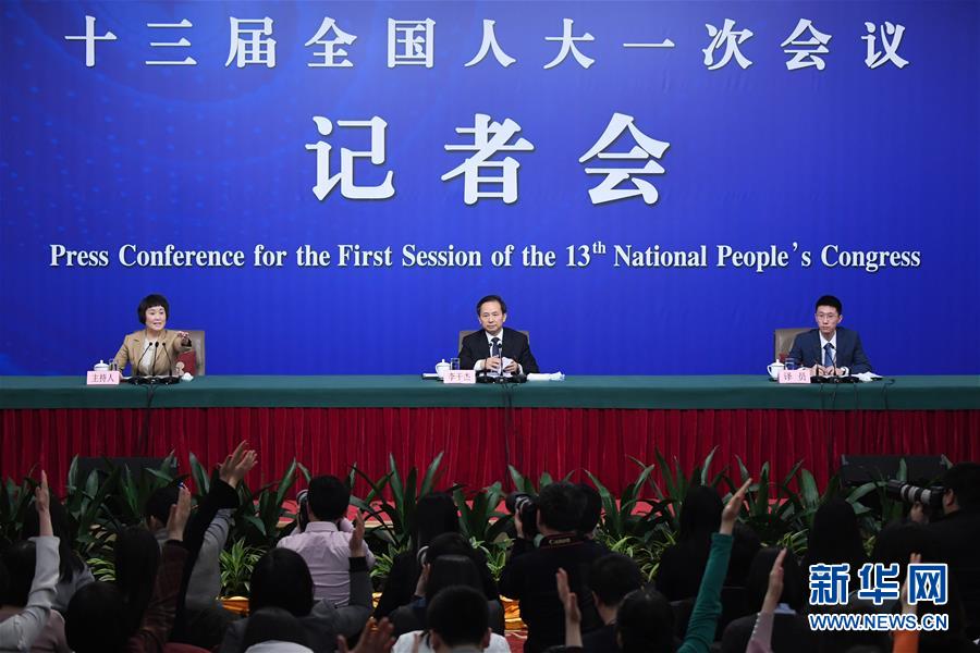 （兩會·XHDW）（1）李干杰就“打好污染防治攻堅(jiān)戰(zhàn)”答記者問
