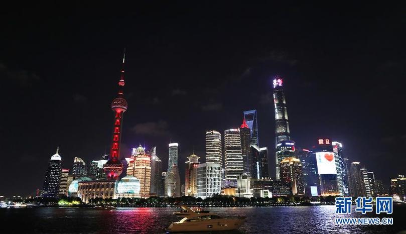 （新華全媒頭條·兩會(huì)前夕看落實(shí)·圖文互動(dòng)）（10）改革風(fēng)帆勁 創(chuàng)新逐浪高——上海落實(shí)習(xí)近平總書(shū)記全國(guó)兩會(huì)重要講話(huà)精神紀(jì)實(shí)
