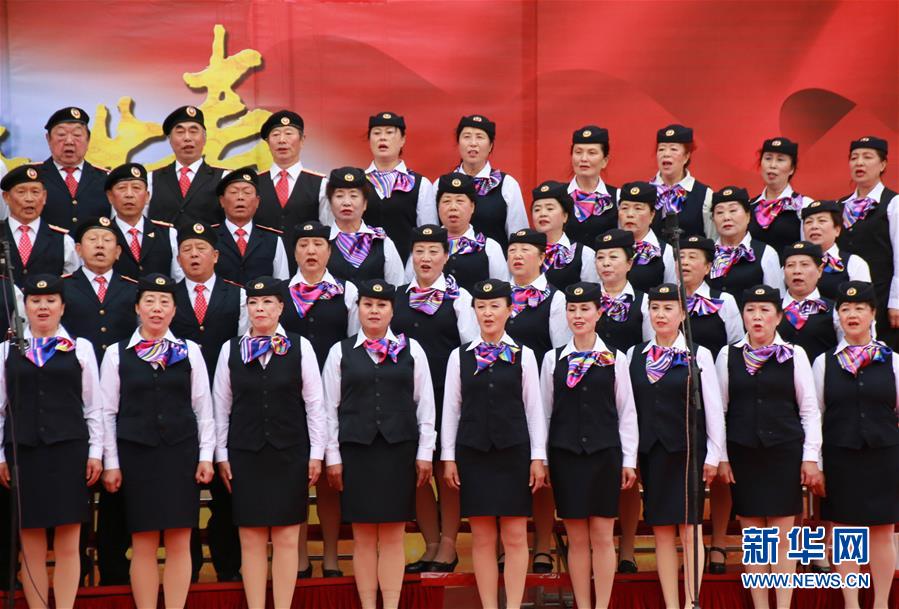 （在習近平新時代中國特色社會主義思想指引下——新時代新作為新篇章·圖文互動）（3）歡樂的“精氣神兒”從哪來？——“東北小延安”用“文化密鑰”解鎖基層治理
