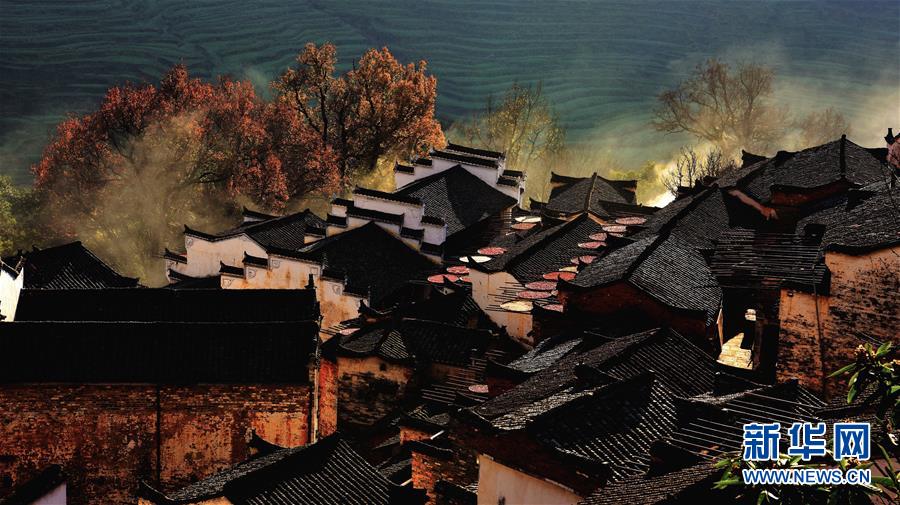 （圖文互動(dòng)）（10）鄉(xiāng)村攝影師、鄉(xiāng)村“模特”、民宿店主——鄉(xiāng)村旅游推動(dòng)婺源農(nóng)民生活方式發(fā)生新變化
