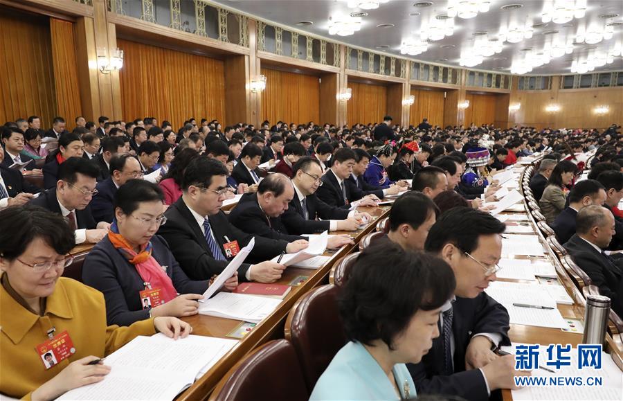 （兩會(huì)·人大開幕·XHDW）（16）十三屆全國(guó)人大二次會(huì)議在京開幕