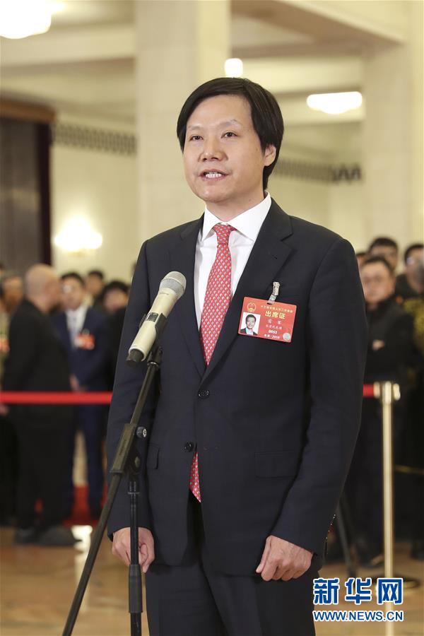 （兩會(huì)·面對面·XHDW）（7）全國人大代表接受采訪