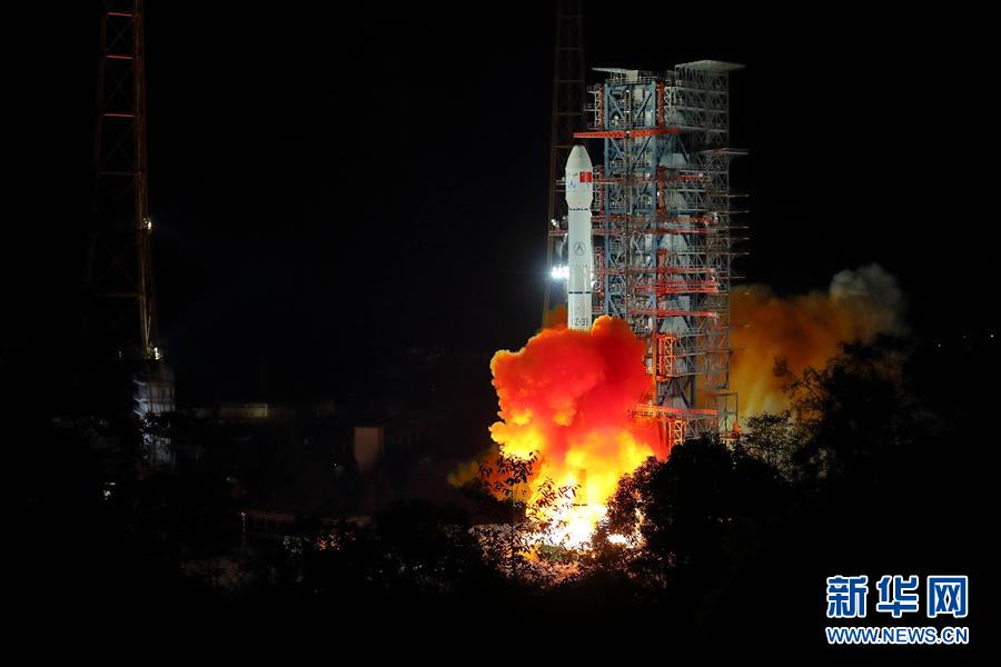 （新華全媒頭條·圖文互動）（1）創(chuàng)新，在復興的征程上——以習近平同志為核心的黨中央關心科技創(chuàng)新工作紀實