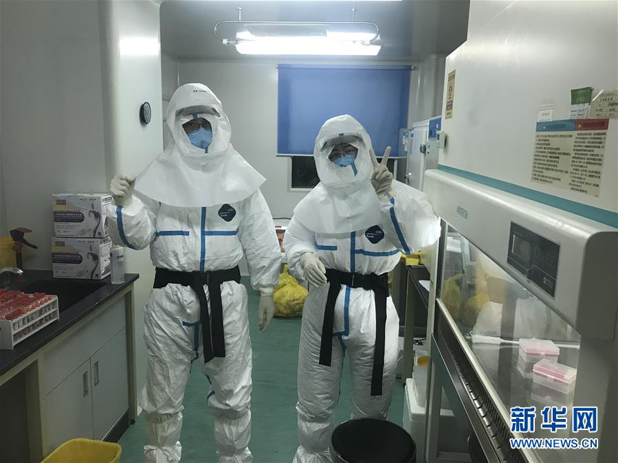 （一線(xiàn)抗疫群英譜·圖文互動(dòng)）（4）三千里馳援的“病毒偵察兵”