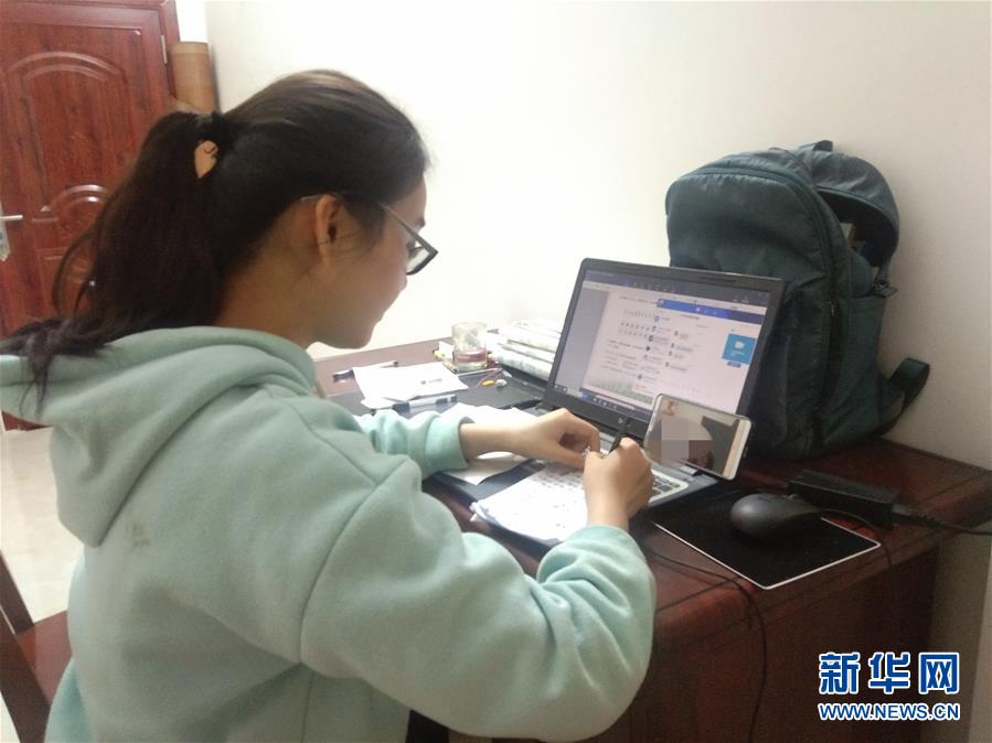 （新華網(wǎng)·圖文互動）（2）為“逆行者”后方護航，這些大學生的假期不一般