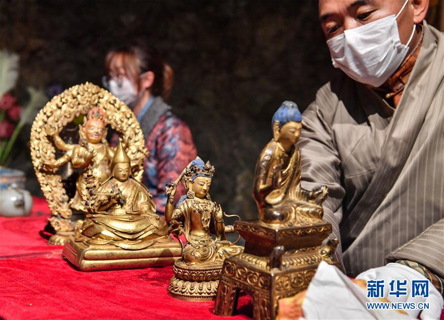 (圖文互動)(7)布達拉宮“云展覽”讓網(wǎng)友“宅家”細品雪域千年國寶