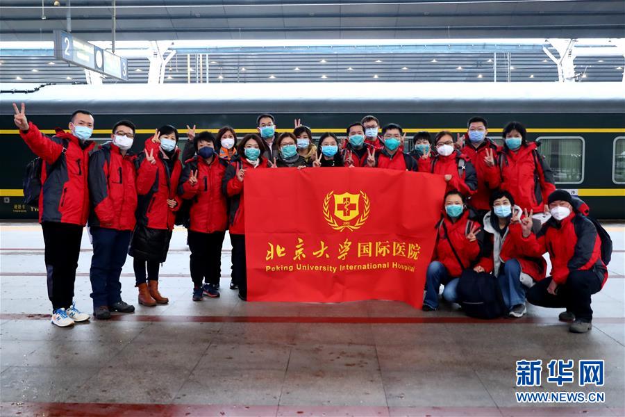 （新華全媒頭條·圖文互動）（3）“始終把人民群眾生命安全和身體健康放在第一位”——中國抗疫彰顯“生命至上、人民至上”理念