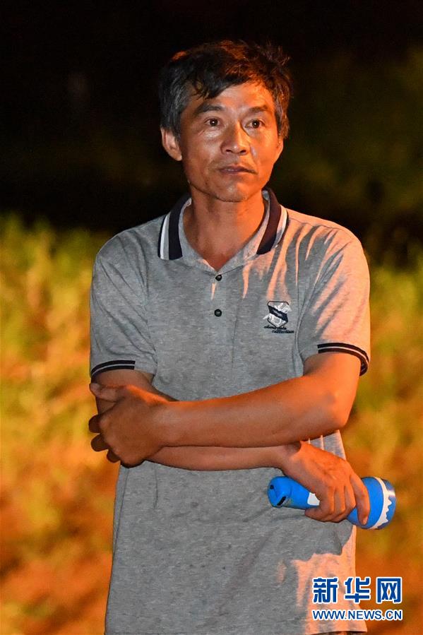 （防汛抗洪·圖文互動）（3）“保衛(wèi)家園，誰都不能是旁觀者”——夜訪洞庭湖大堤防汛一線