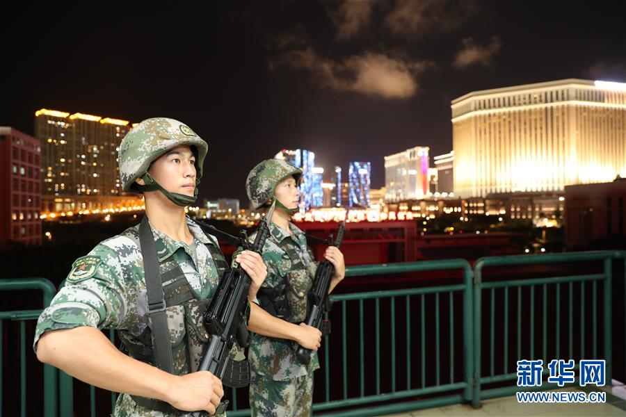 （在習(xí)近平強(qiáng)軍思想指引下·我們?cè)趹?zhàn)位報(bào)告·圖文互動(dòng)）（1）駐澳門(mén)部隊(duì)：濠江之畔，最可愛(ài)的人