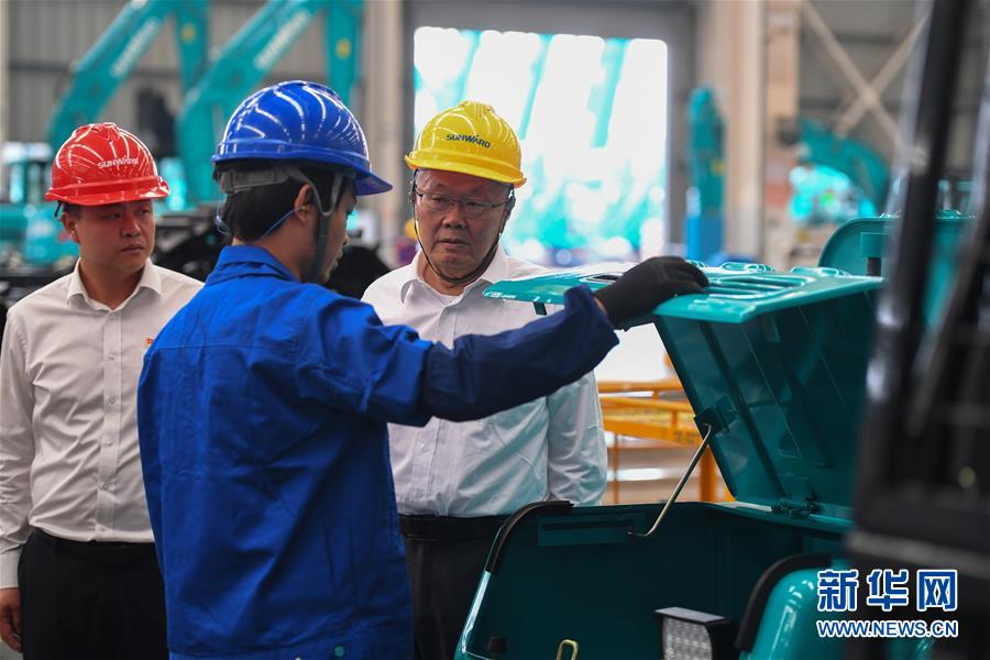 （落實“六穩(wěn)”“六保”企業(yè)見聞·圖文互動）（7）“智慧工廠”引領“生產節(jié)拍”——走進山河智能一探究竟