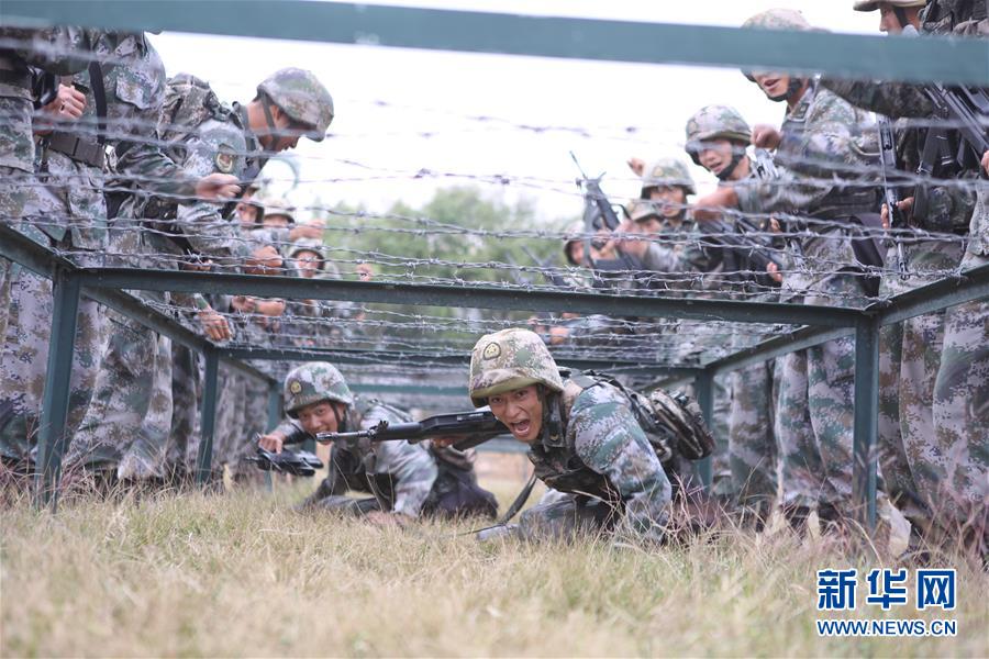 （在習近平強軍思想指引下·我們在戰(zhàn)位報告·圖文互動）（3）千里移防，鐵心跟黨走——南部戰(zhàn)區(qū)陸軍第75集團軍某紅軍旅政治建軍、練兵備戰(zhàn)記事