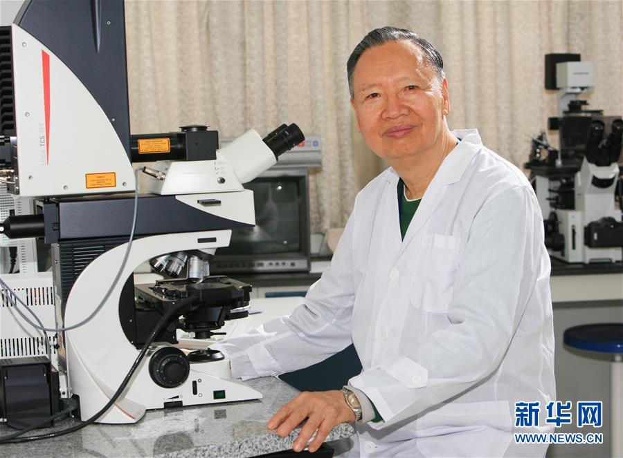 （新華全媒頭條·圖文互動）（9）凝心鑄師魂　立德育新人——以習近平同志為核心的黨中央關(guān)心教師隊伍建設紀實