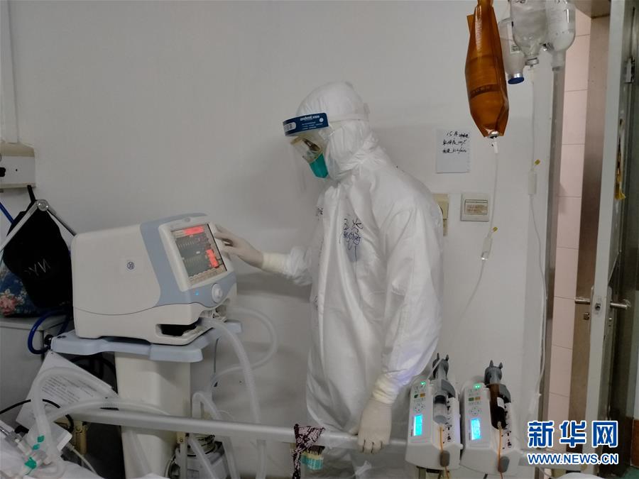 （在習(xí)近平新時(shí)代中國(guó)特色社會(huì)主義思想指引下——新時(shí)代新作為新篇章·習(xí)近平總書記關(guān)切事·圖文互動(dòng)）（2）青春的顏色是什么？
