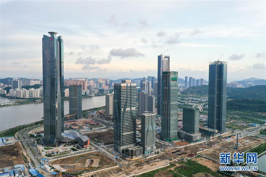 （在習(xí)近平新時(shí)代中國(guó)特色社會(huì)主義思想指引下——新時(shí)代新作為新篇章·習(xí)近平總書記關(guān)切事·圖文互動(dòng)）（13）我家大門常打開——經(jīng)濟(jì)特區(qū)全方位對(duì)外開放故事