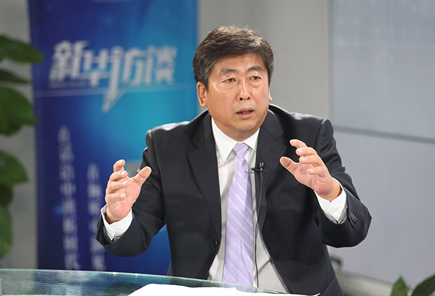 最根本的就是錢從哪里來、人往哪里去。