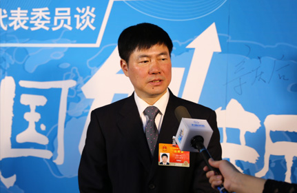 “我們要進(jìn)行自貿(mào)區(qū)的體制機(jī)制的創(chuàng)新，也就是先行先試的一些實(shí)驗(yàn)。”