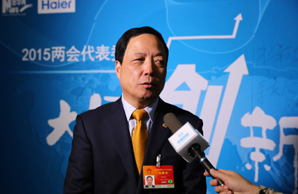 “一個(gè)技術(shù)點(diǎn)上的創(chuàng)新，形成一個(gè)體系的技術(shù)創(chuàng)新，再形成一個(gè)體系的標(biāo)準(zhǔn)。”