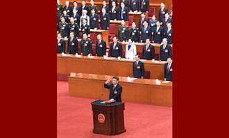 習(xí)近平當(dāng)選國(guó)家主席、中央軍委主席