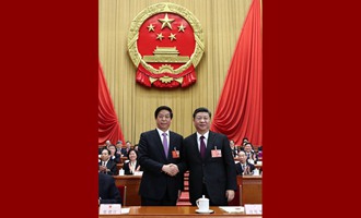 習(xí)近平當(dāng)選國(guó)家主席、中央軍委主席