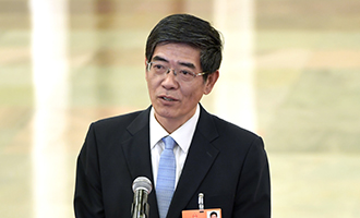 中國殘疾人聯合會執(zhí)行理事會理事長魯勇接受采訪