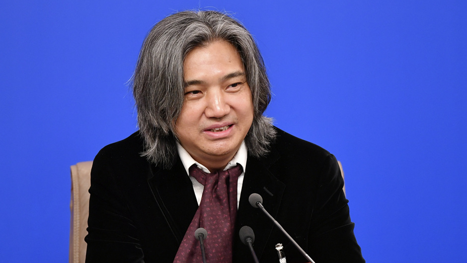 全國政協(xié)常委、文化文史和學(xué)習(xí)委員會(huì)委員，中國美術(shù)館館長，中國美術(shù)家協(xié)會(huì)副主席 吳為山