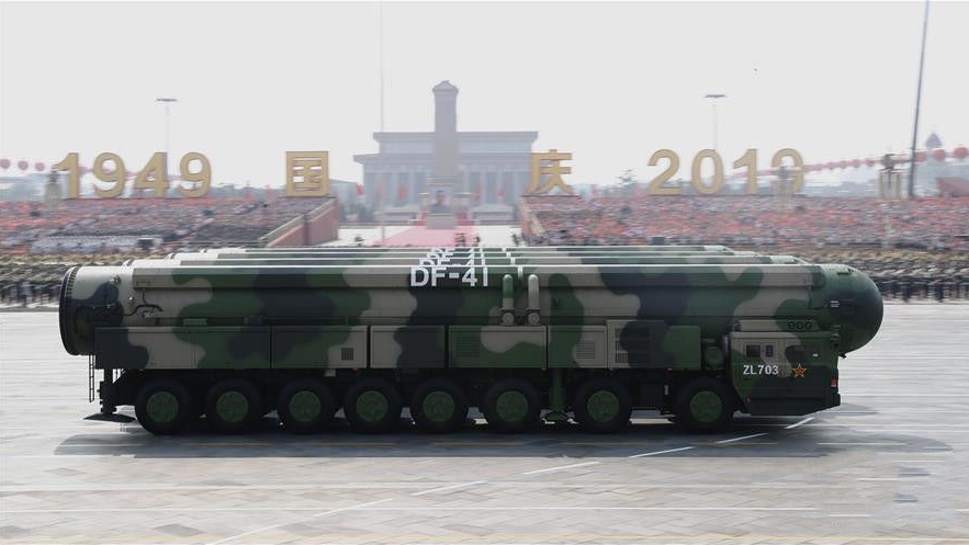 300秒回顧國慶70周年大閱兵！東風-41、殲-20震撼亮相