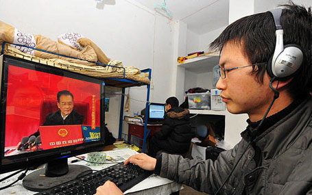 2010年網(wǎng)友關(guān)注溫家寶總理接受中國政府網(wǎng)、新華網(wǎng)聯(lián)合專訪