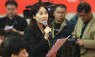 鳳凰衛(wèi)視、鳳凰網(wǎng)記者提問
