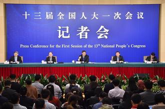 國(guó)家發(fā)改委主任何立峰等就“創(chuàng)新和完善宏觀調(diào)控，推動(dòng)高質(zhì)量發(fā)展”答記者問(wèn)