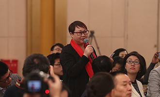俄羅斯金磚電視臺、阿爾法電視臺記者提問