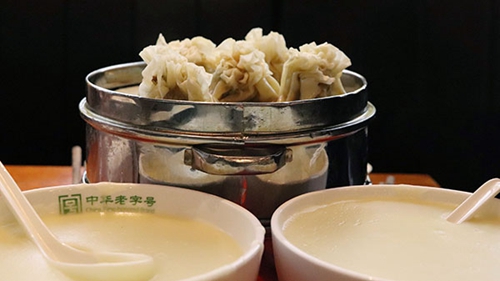 追夢中國人｜王和茂：一碗“頭腦”，講述百年舌尖上的早餐