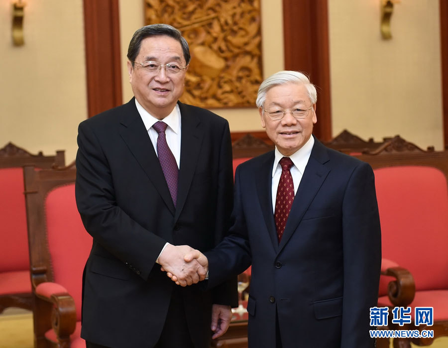 12月25日至27日，中共中央政治局常委、全國政協(xié)主席俞正聲對越南進行正式訪問。這是12月26日，俞正聲在河內(nèi)會見越共中央總書記阮富仲。 新華社記者劉建生攝