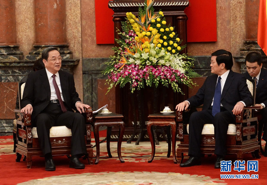 12月25日至27日，中共中央政治局常委、全國政協(xié)主席俞正聲對越南進行正式訪問。這是12月26日，俞正聲在河內(nèi)會見越南國家主席張晉創(chuàng)。 新華社記者劉建生攝