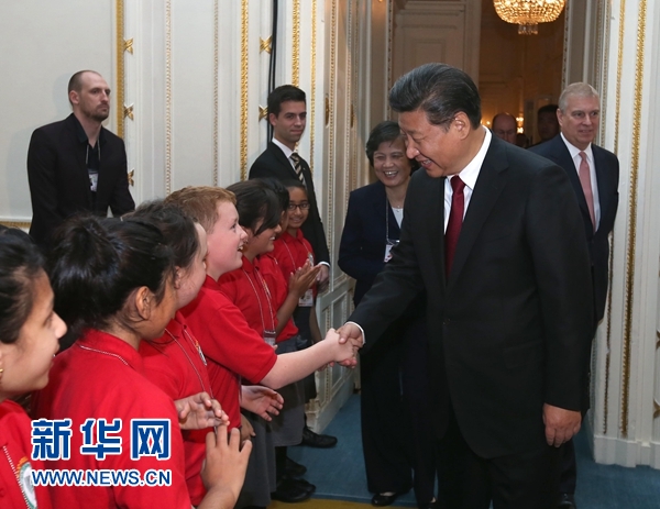 10月22日，國(guó)家主席習(xí)近平在倫敦出席全英孔子學(xué)院和孔子課堂年會(huì)開幕式。 新華社記者 龐興雷 攝 