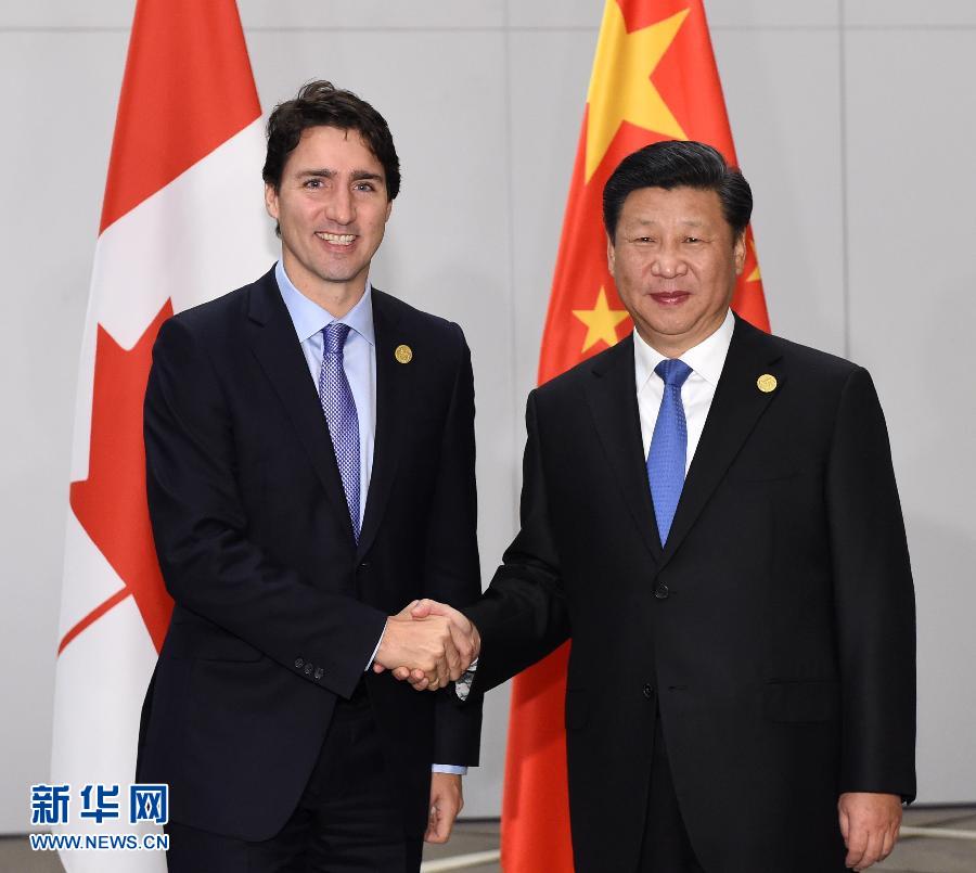 11月16日，國家主席習(xí)近平在土耳其安塔利亞會(huì)見加拿大總理特魯多。 新華社記者 饒愛民 攝
