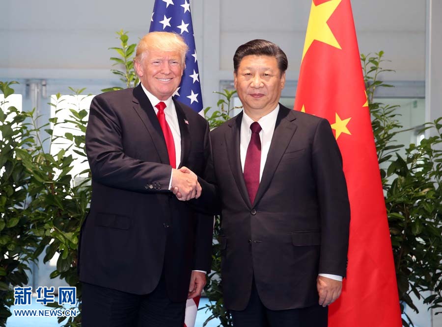 7月8日，國家主席習近平在二十國集團領(lǐng)導人漢堡峰會閉幕后會見美國總統(tǒng)特朗普，就中美關(guān)系及共同關(guān)心的重大國際和地區(qū)問題深入交換意見。新華社記者 姚大偉 攝