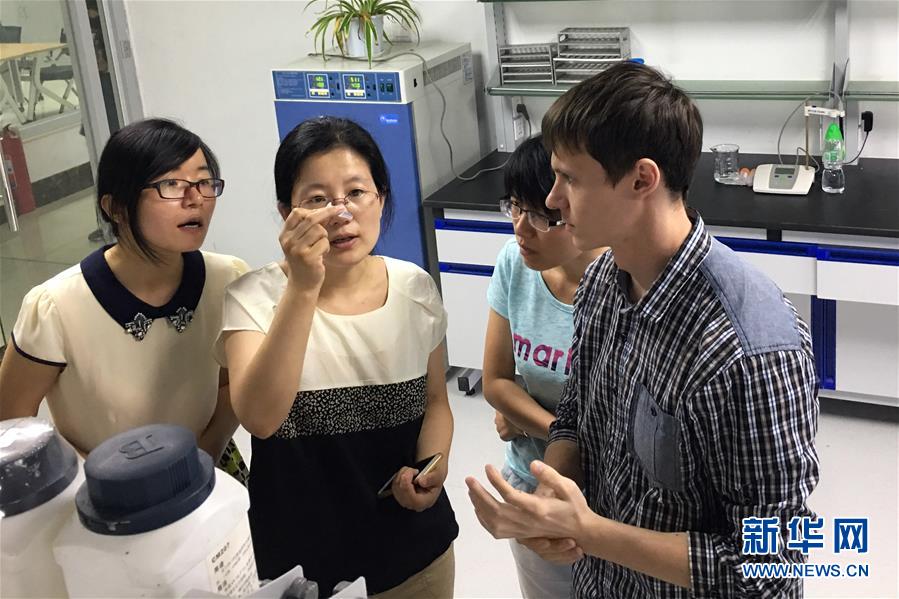（新華全媒頭條·上合青島峰會(huì)·圖文互動(dòng)）（8）遠(yuǎn)航，揚(yáng)起“上海精神”的時(shí)代風(fēng)帆——寫(xiě)在上海合作組織成員國(guó)元首理事會(huì)第十八次會(huì)議即將召開(kāi)之際