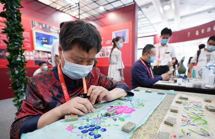 文化界人士：中國文化產(chǎn)業(yè)應聚焦更高質量發(fā)展